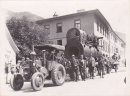 1935-Veranstaltungen-Transport_eines_alten__Heizkessel_durch_die_Firma_Pitzer-_Salzburger_Vorstadt.jpg
